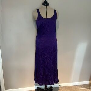 Calvin Klein Purple crinkled Sheath Maxi Dress Sleeveless Scoop Neck